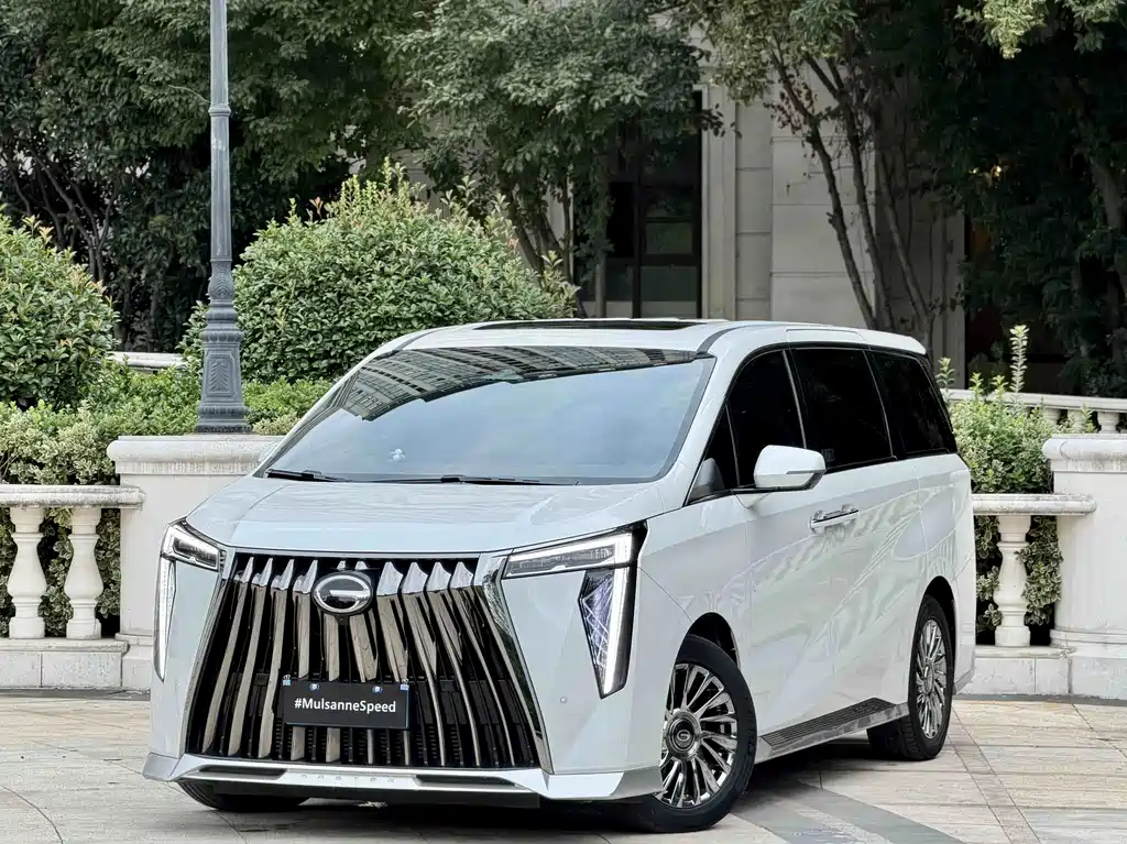 GAC Trumpchi M8