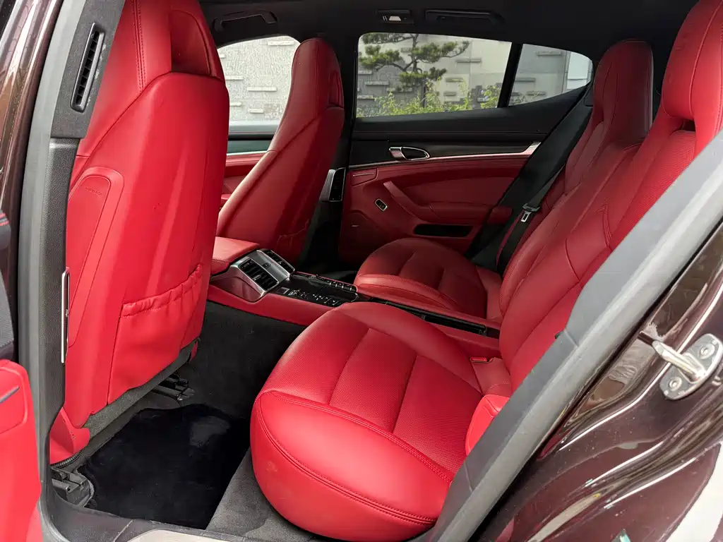 Porsche Panamera 2014 Panamera 4 3.0T