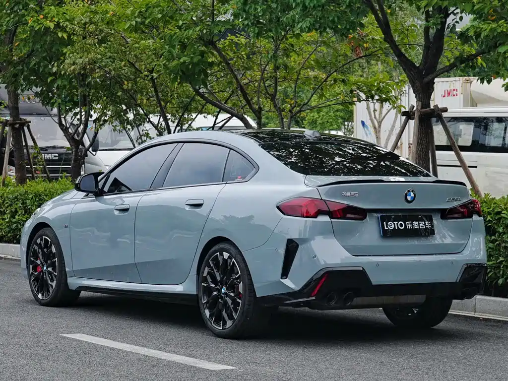 BMW M235L — миниатюра 4