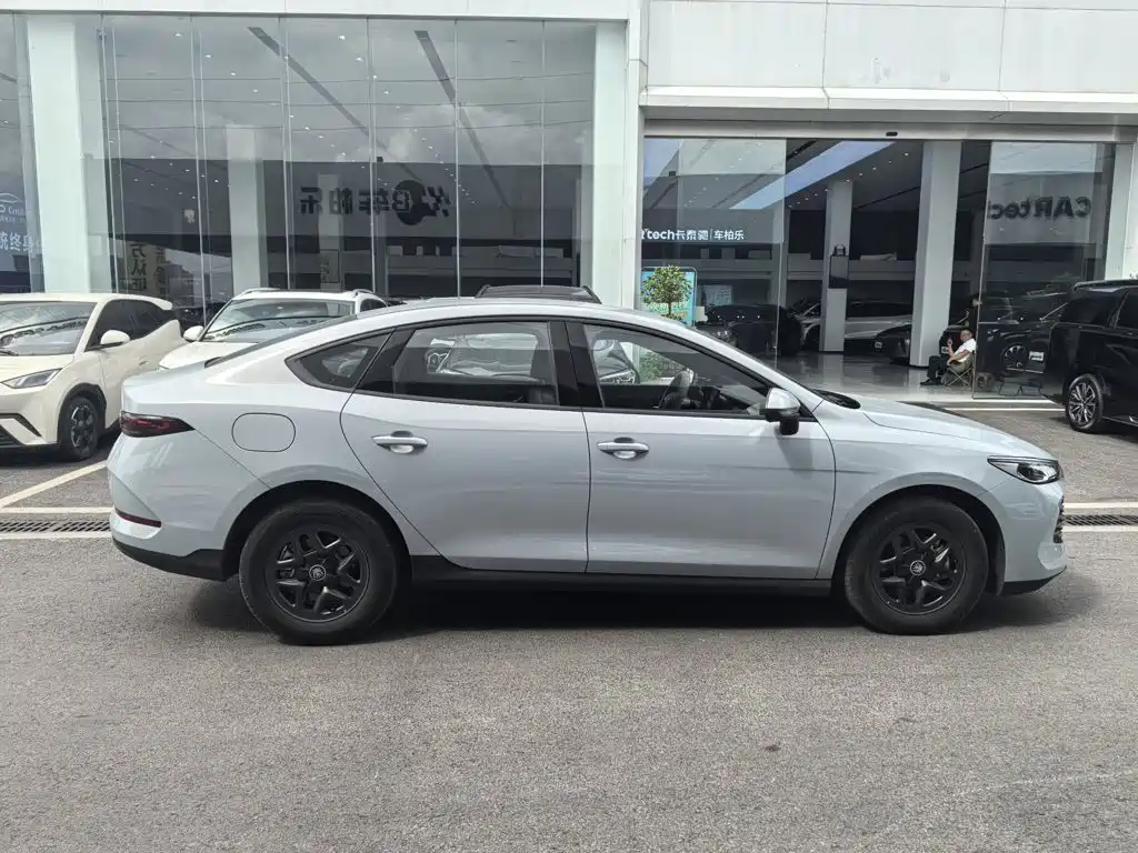 BYD Qin PLUS — миниатюра 7