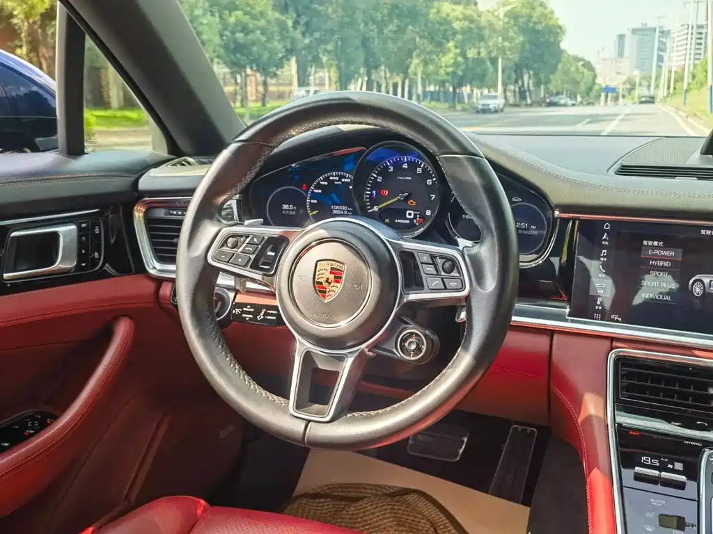 Porsche Panamera Hybrid — миниатюра 11