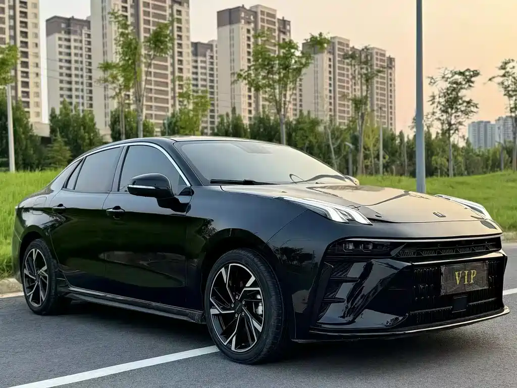 Lynk & Co 03 — миниатюра 3