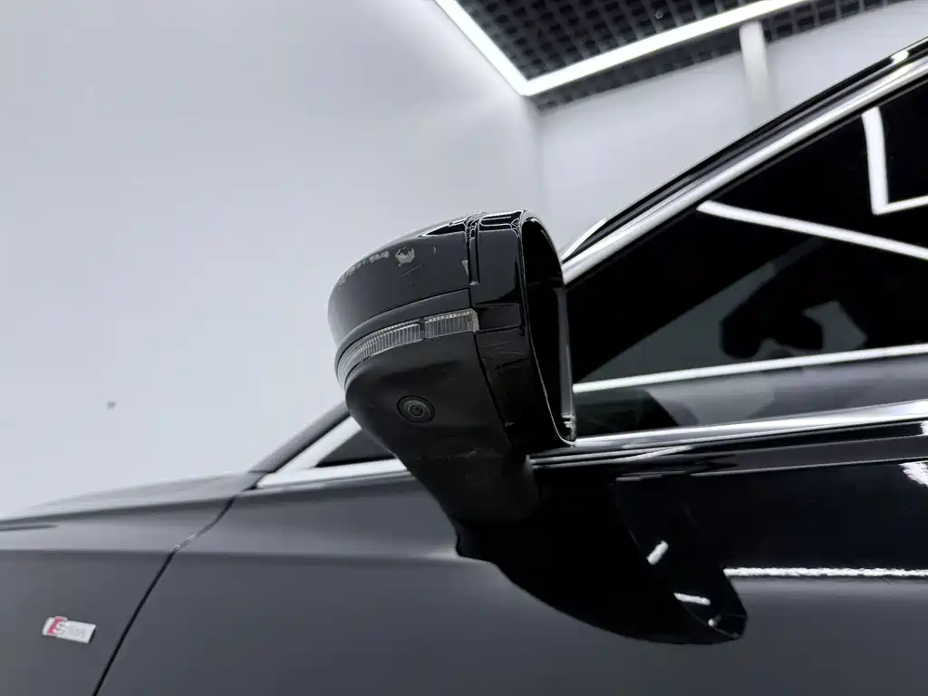 Audi A6L New Energy — миниатюра 17