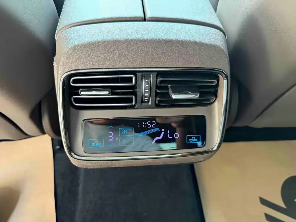 BYD Han — миниатюра 9