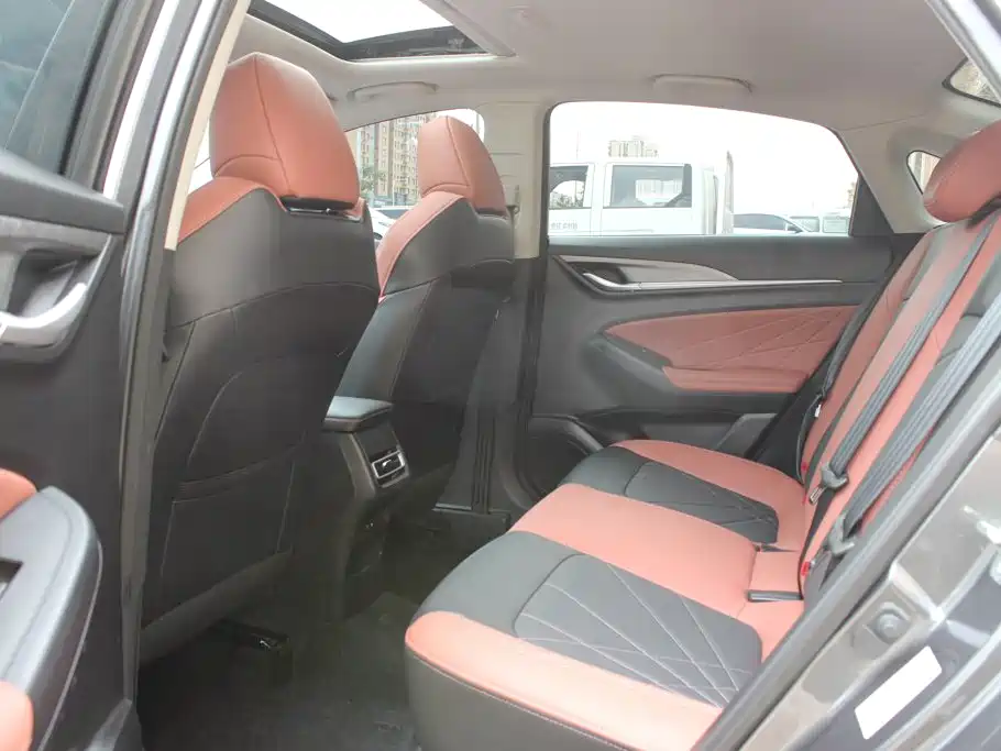 Changan Eado — миниатюра 17