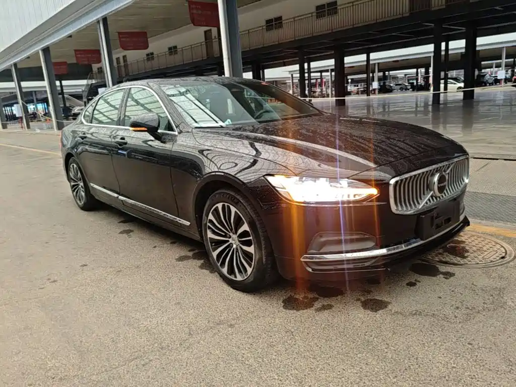 Volvo S90 — миниатюра 4