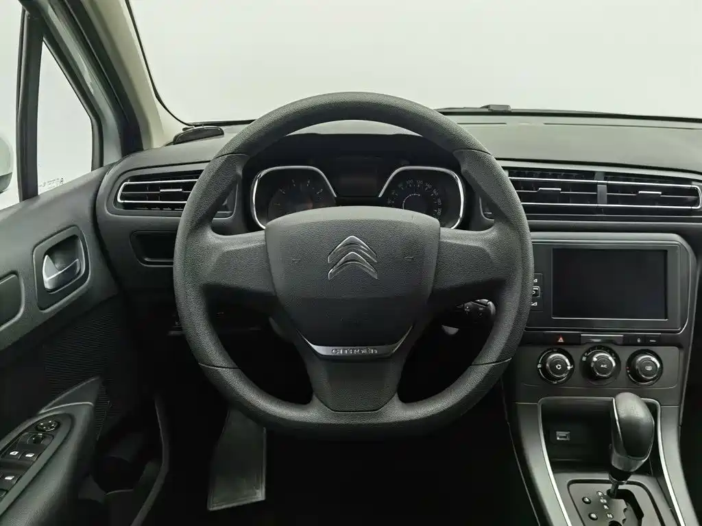 Citroen C4 — миниатюра 11