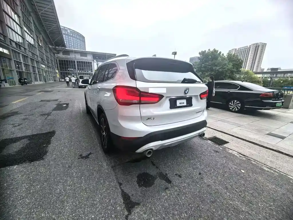 BMW X1 — миниатюра 5