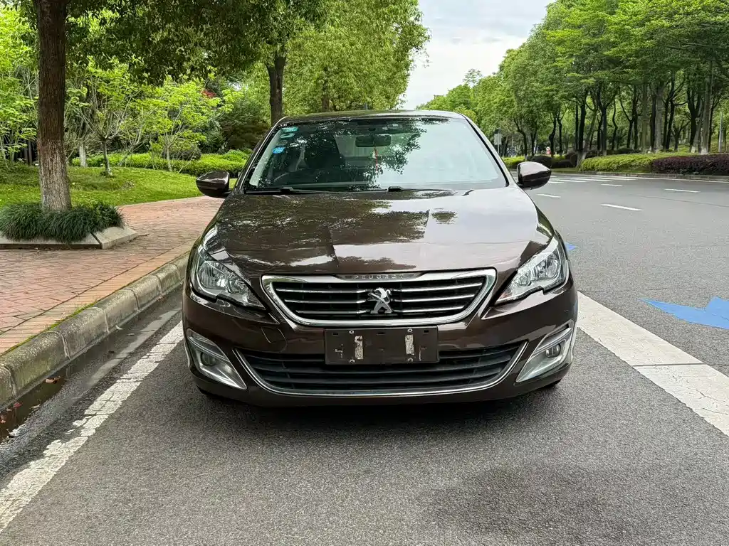 Купить Peugeot 408