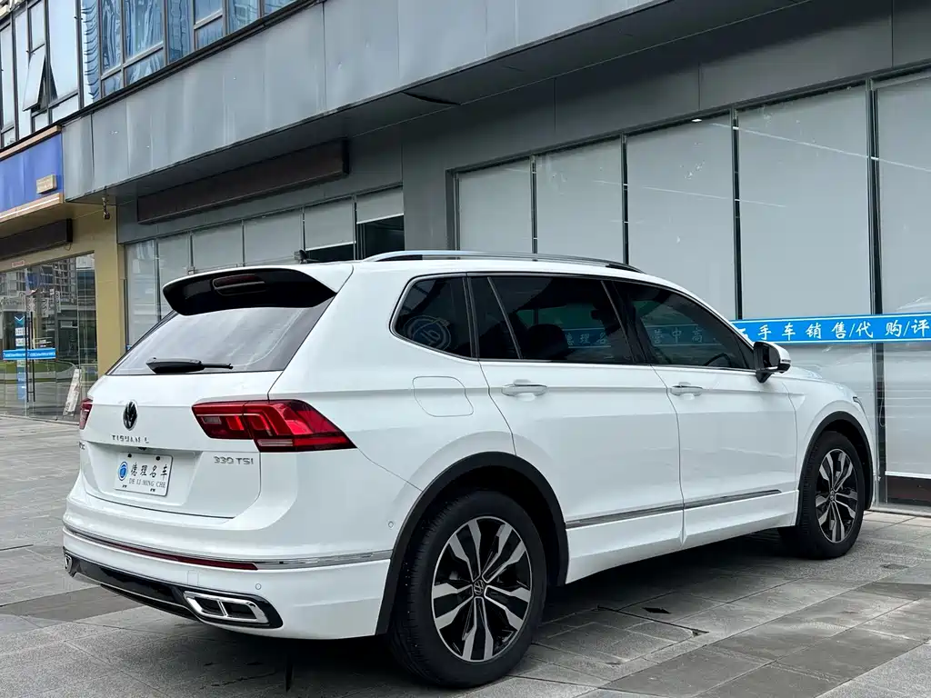 Volkswagen Tiguan L — миниатюра 13