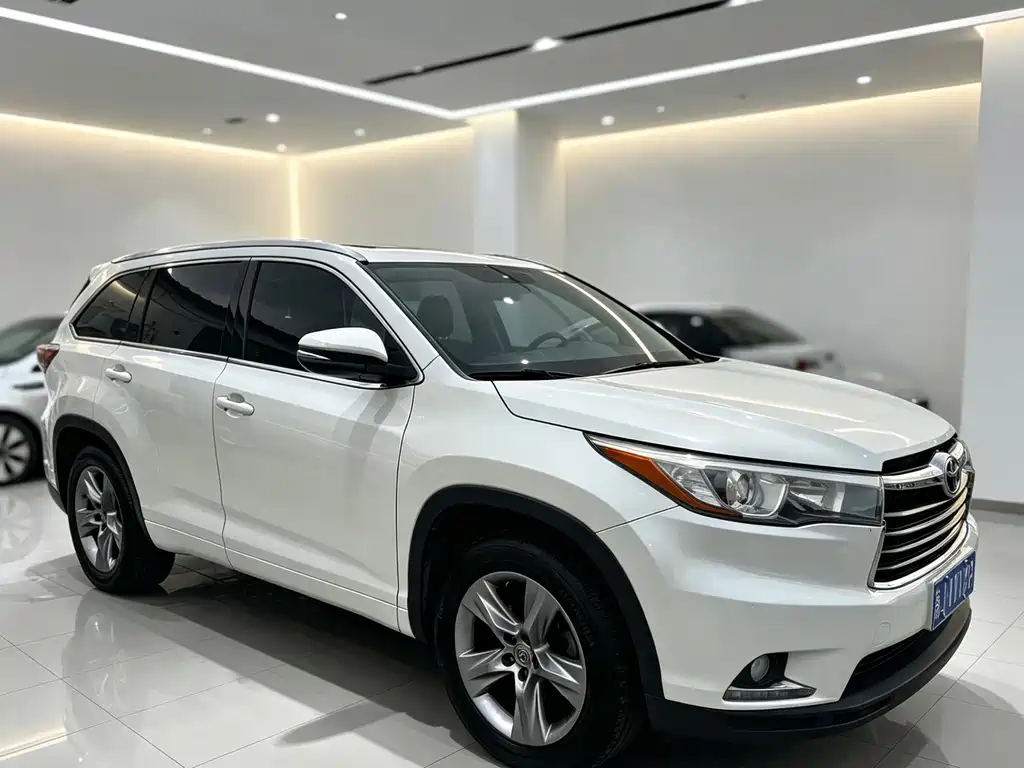 Toyota Highlander — миниатюра 8