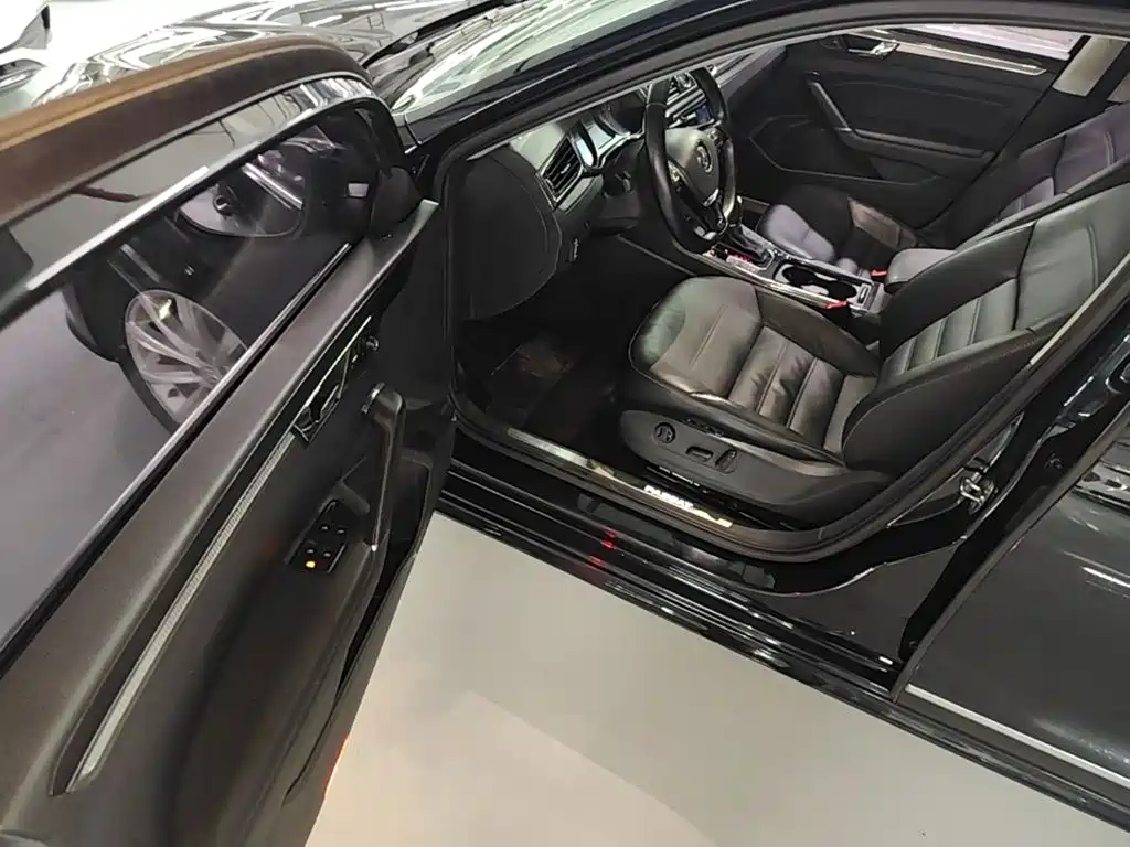 Volkswagen Passat — миниатюра 16
