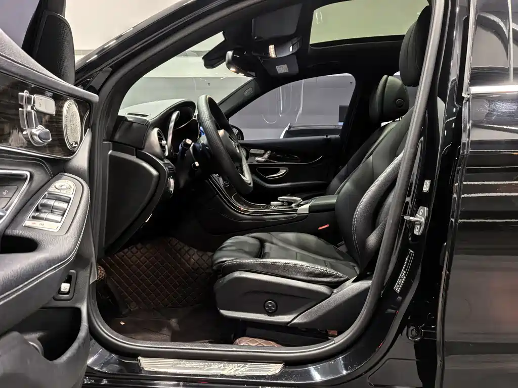 Mercedes-Benz GLC — миниатюра 7