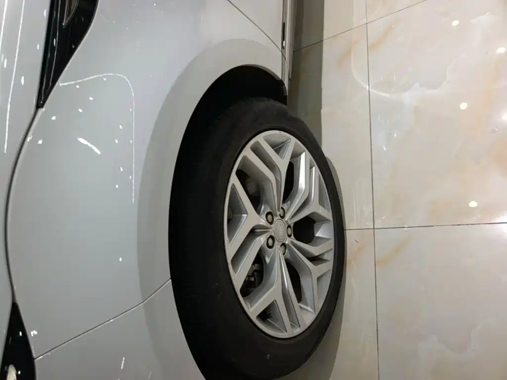 Land Rover Evoque — миниатюра 23