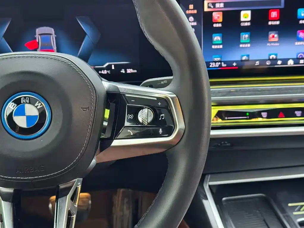 BMW i7 — миниатюра 16