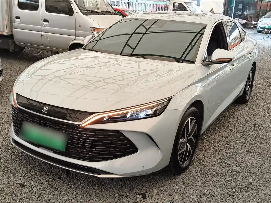 Byd Qin L 2024