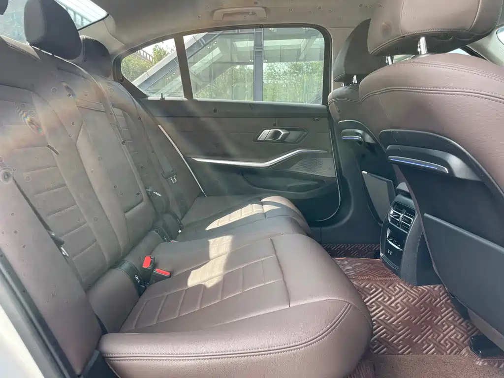 BMW 3 Series — миниатюра 15
