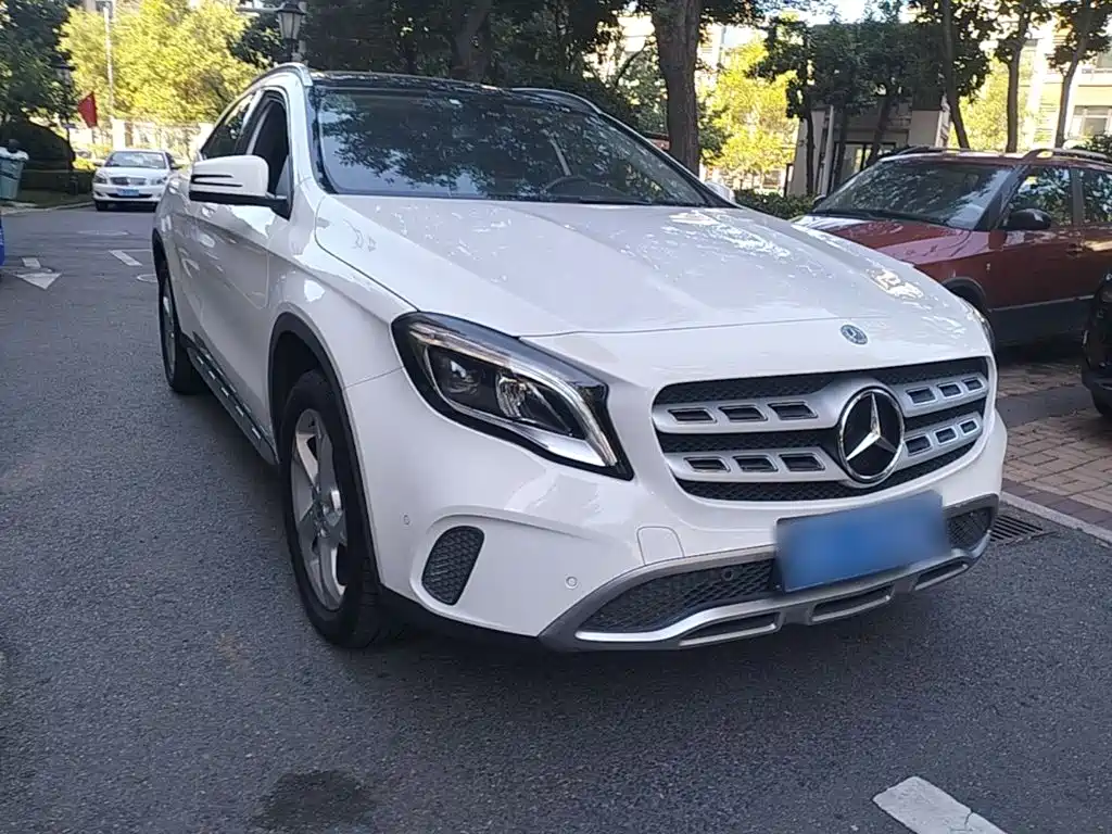 Mercedes-Benz GLA — миниатюра 4