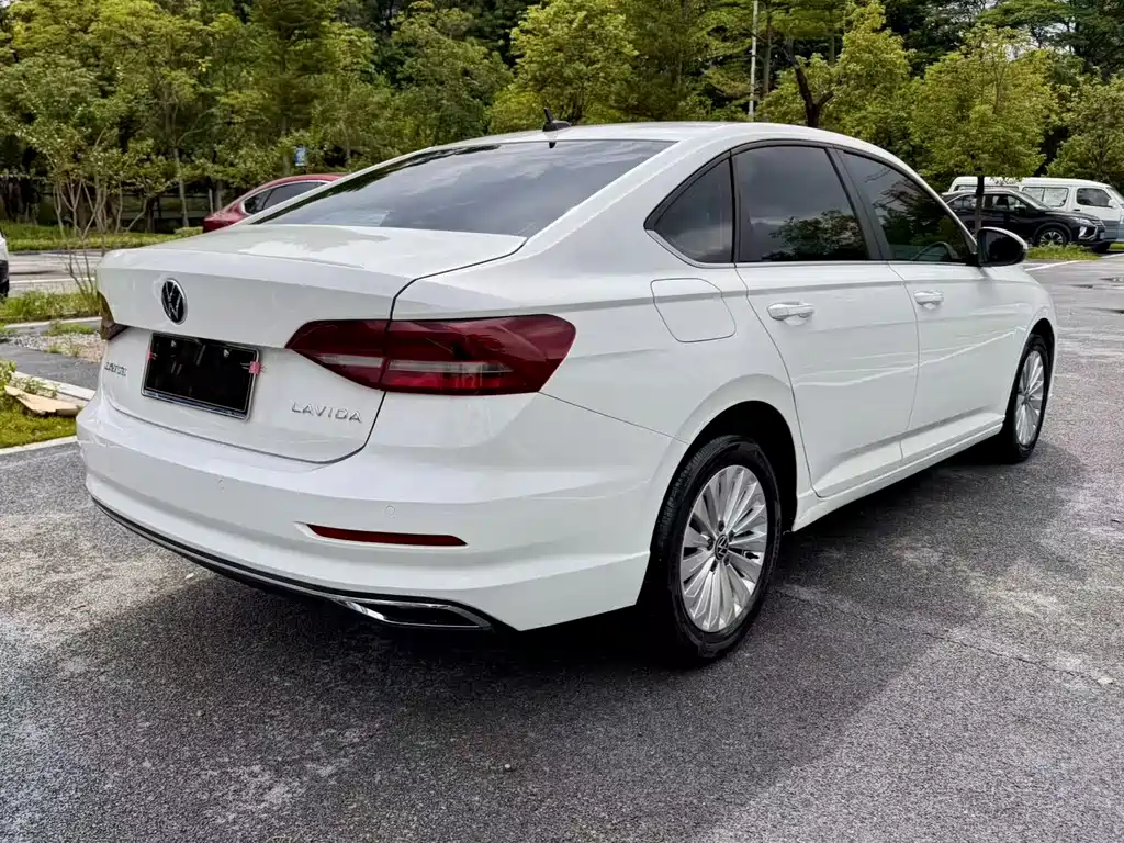 VOLKSWAGEN LAVIDA