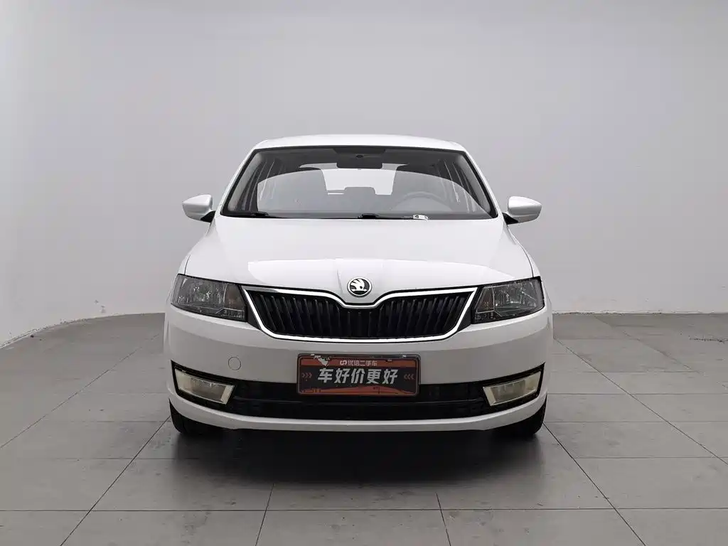 Skoda Rapid Spaceback — миниатюра 3