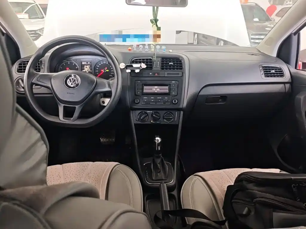 Volkswagen Polo — миниатюра 10