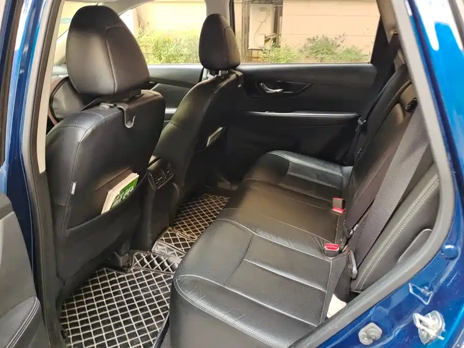 Nissan X-Trail — миниатюра 11