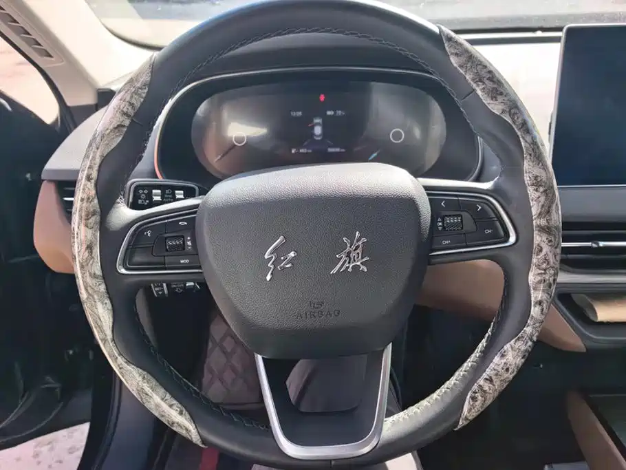 Hongqi Hongqi E-QM5 — миниатюра 15