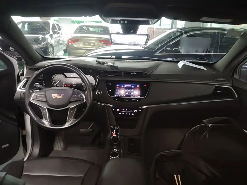 Cadillac XT5 — миниатюра 10