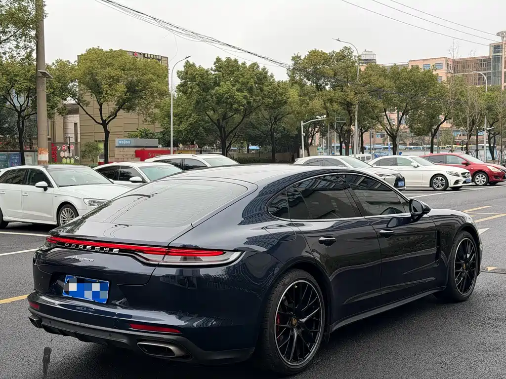 Porsche Panamera 2023 — фото 12