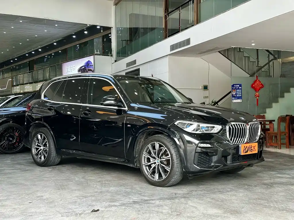 BMW X5 (Import) — миниатюра 3