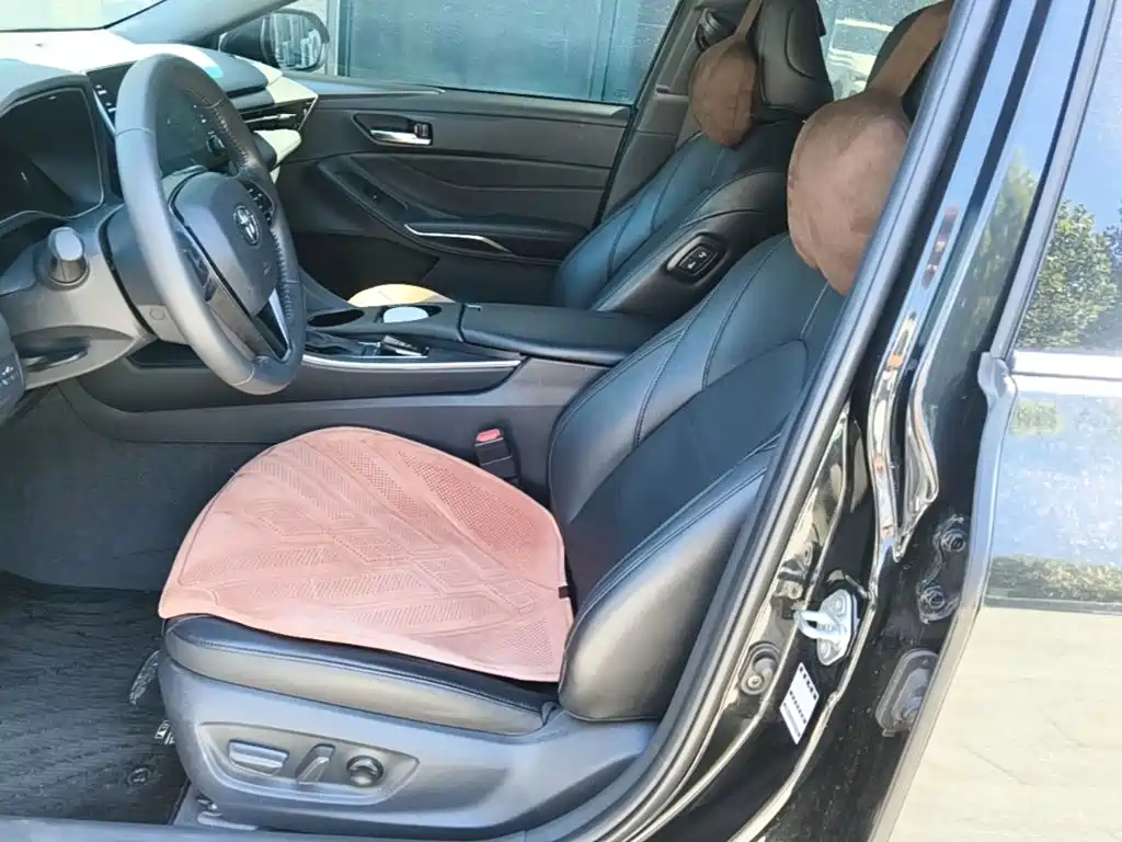 Toyota Avalon — миниатюра 15