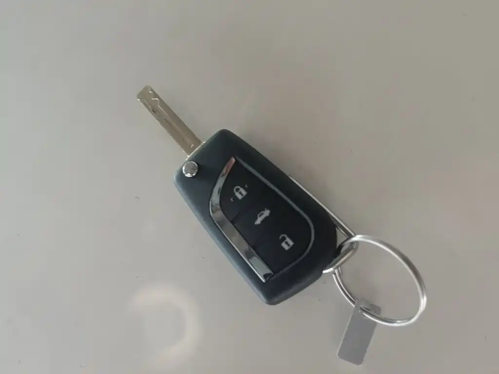 Toyota Reiz — миниатюра 17