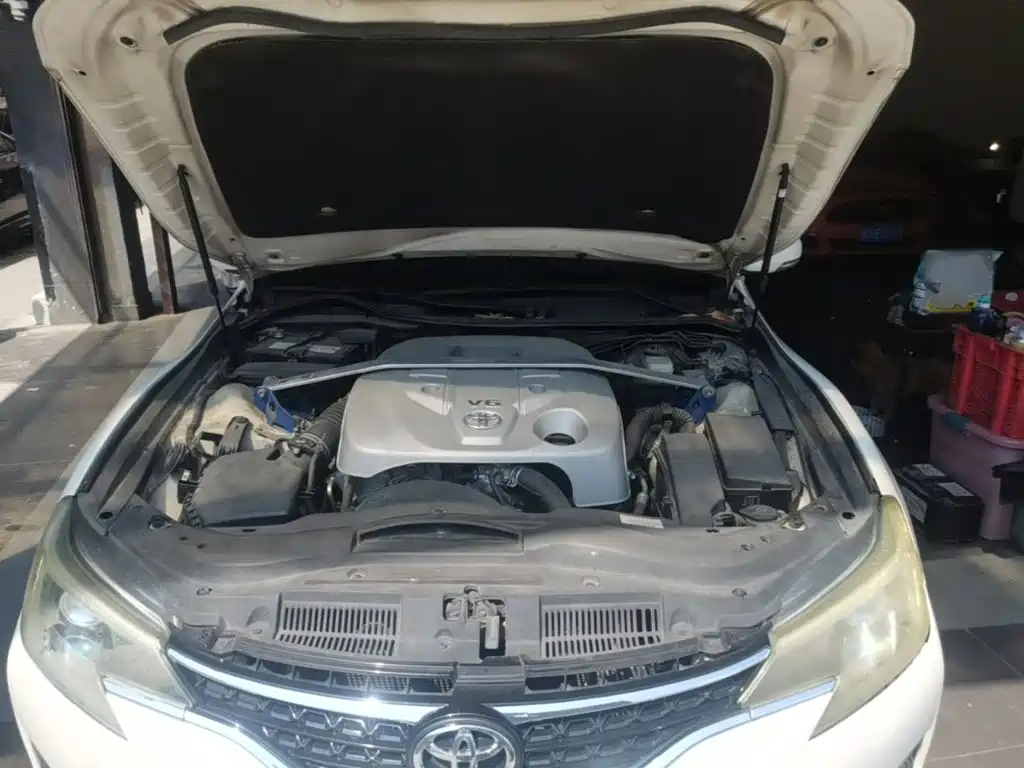 Toyota Reiz — миниатюра 16