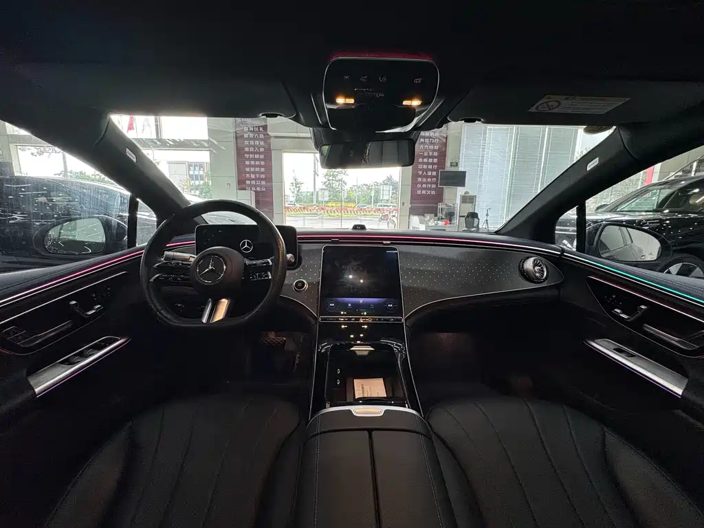 Mercedes-Benz EQE — миниатюра 12