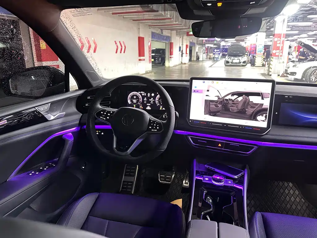 Volkswagen Tiguan L — миниатюра 7