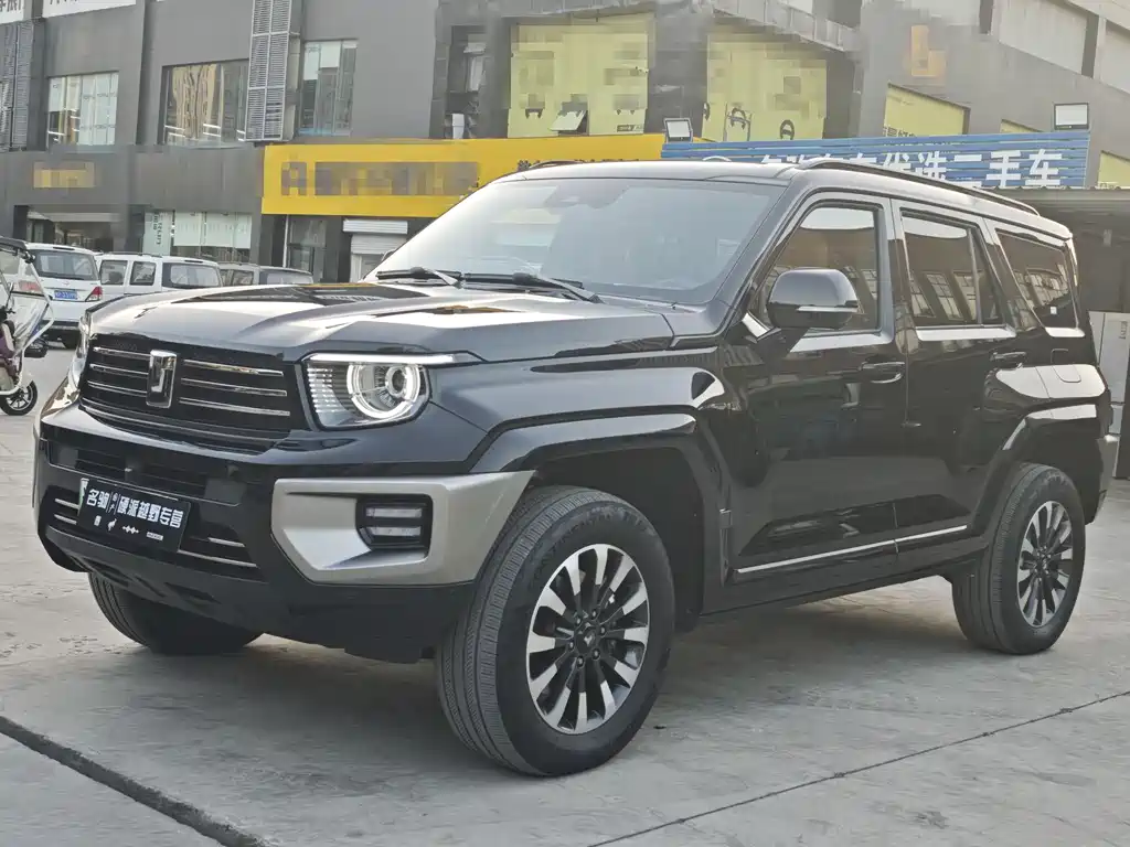 TANK TANK 700 NEW ENERGY