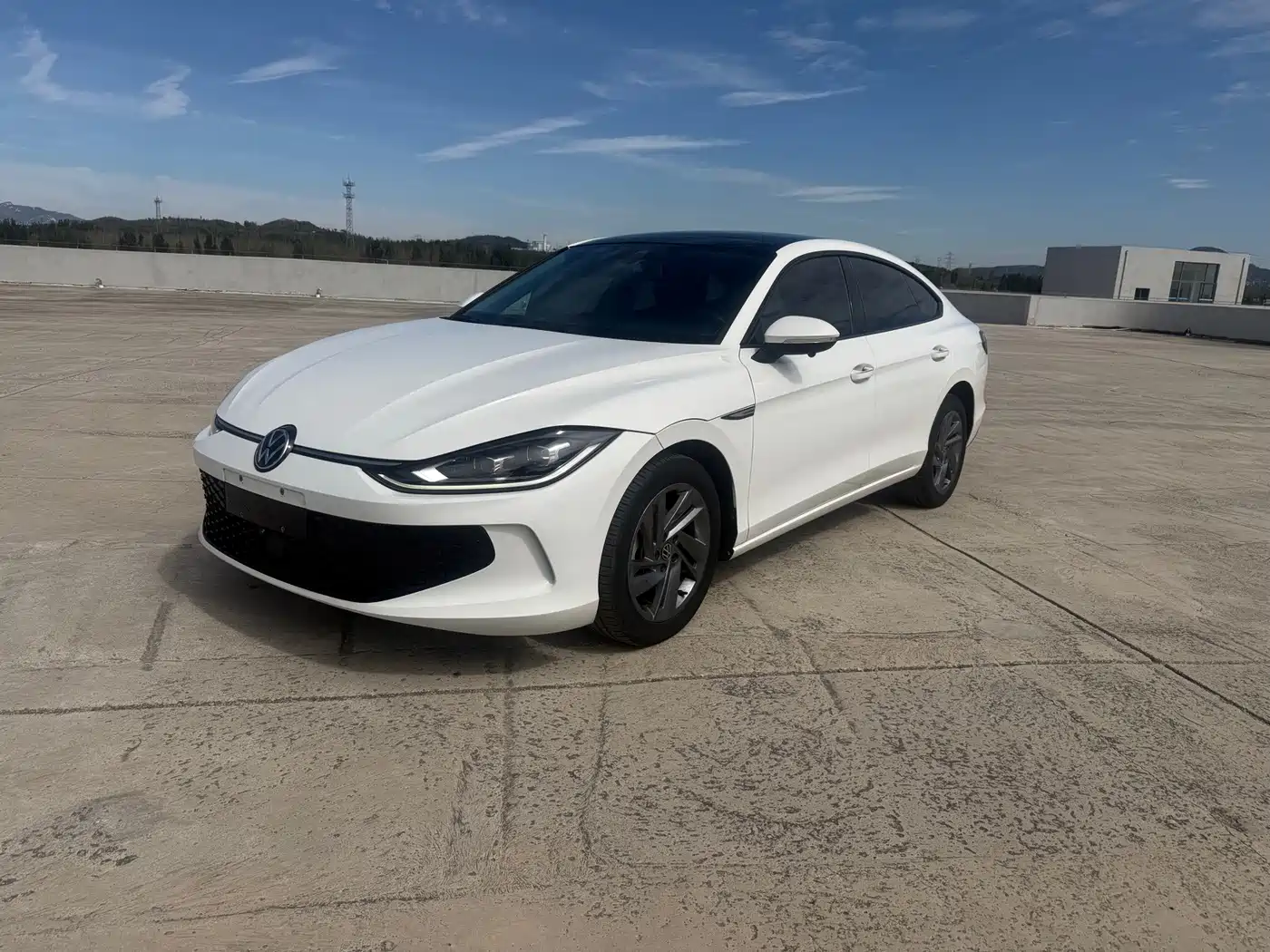 凌渡 2022款 凌渡L 280TSI DSG炫辣版 2022