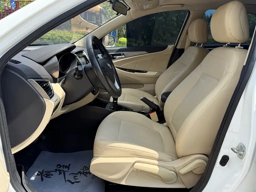 Changan Eado — миниатюра 7