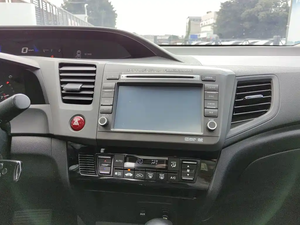 Honda Civic — миниатюра 17