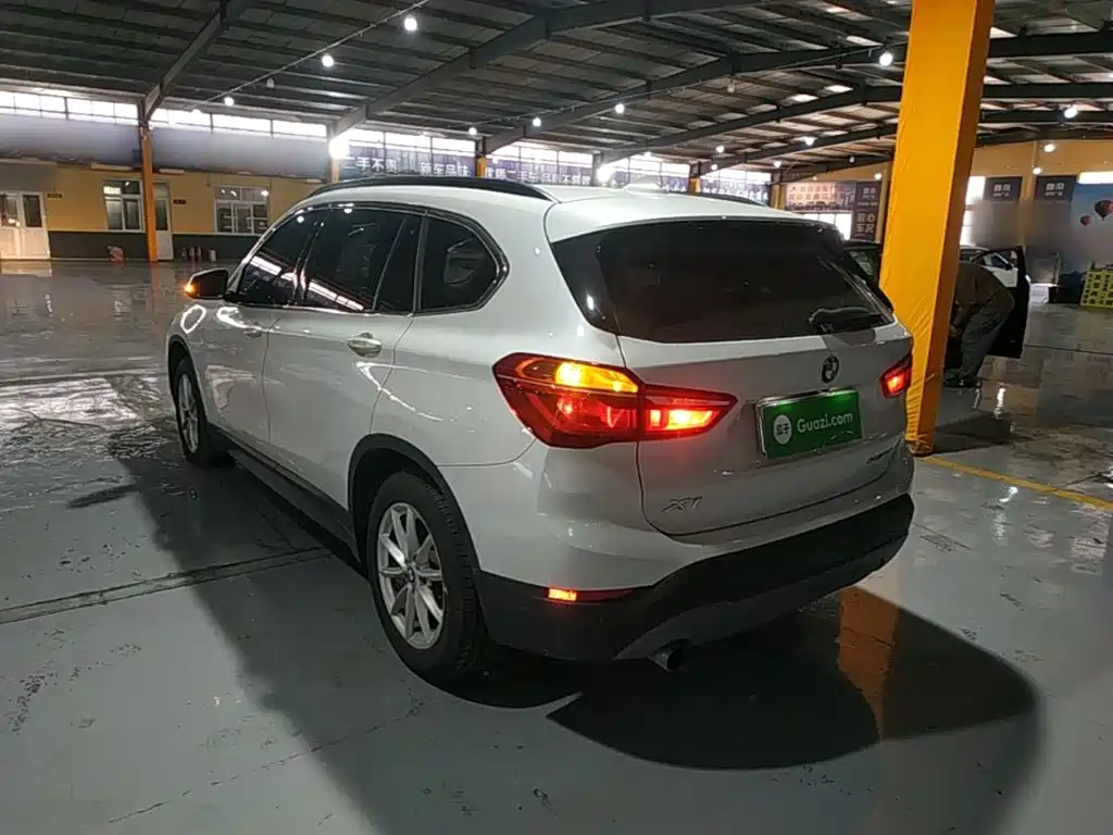 BMW X1 — миниатюра 5