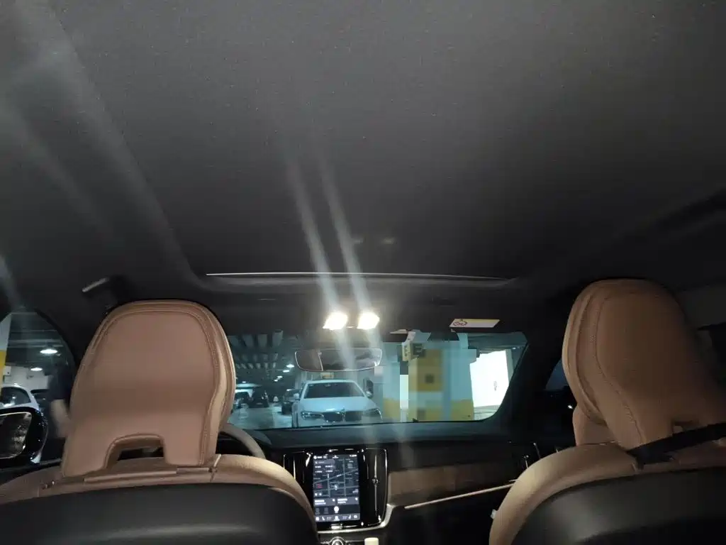 Volvo S90 — миниатюра 19