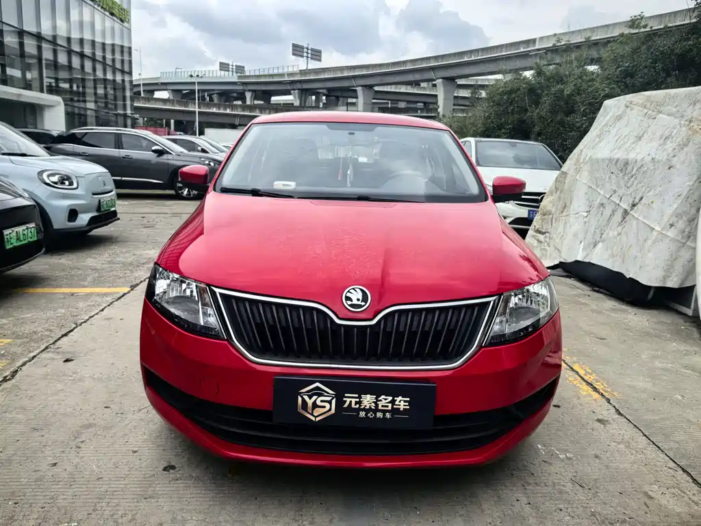 Skoda Rapid Spaceback — миниатюра 2