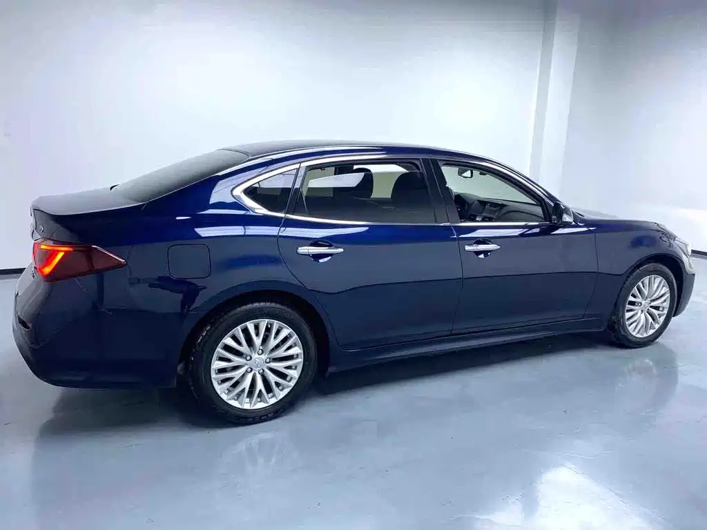 Infiniti Q70 2017 Q70L 2.5L Enjoy