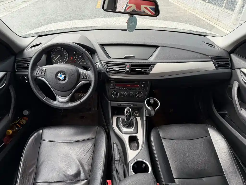 BMW X1 — миниатюра 10