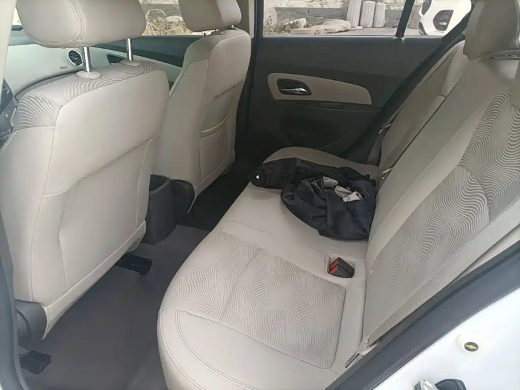 Chevrolet Cruze — миниатюра 17