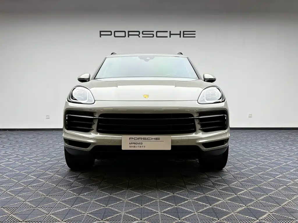 Porsche Cayenne Hybrid — миниатюра 8
