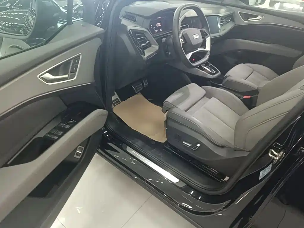 Audi Q5 e-tron — миниатюра 16