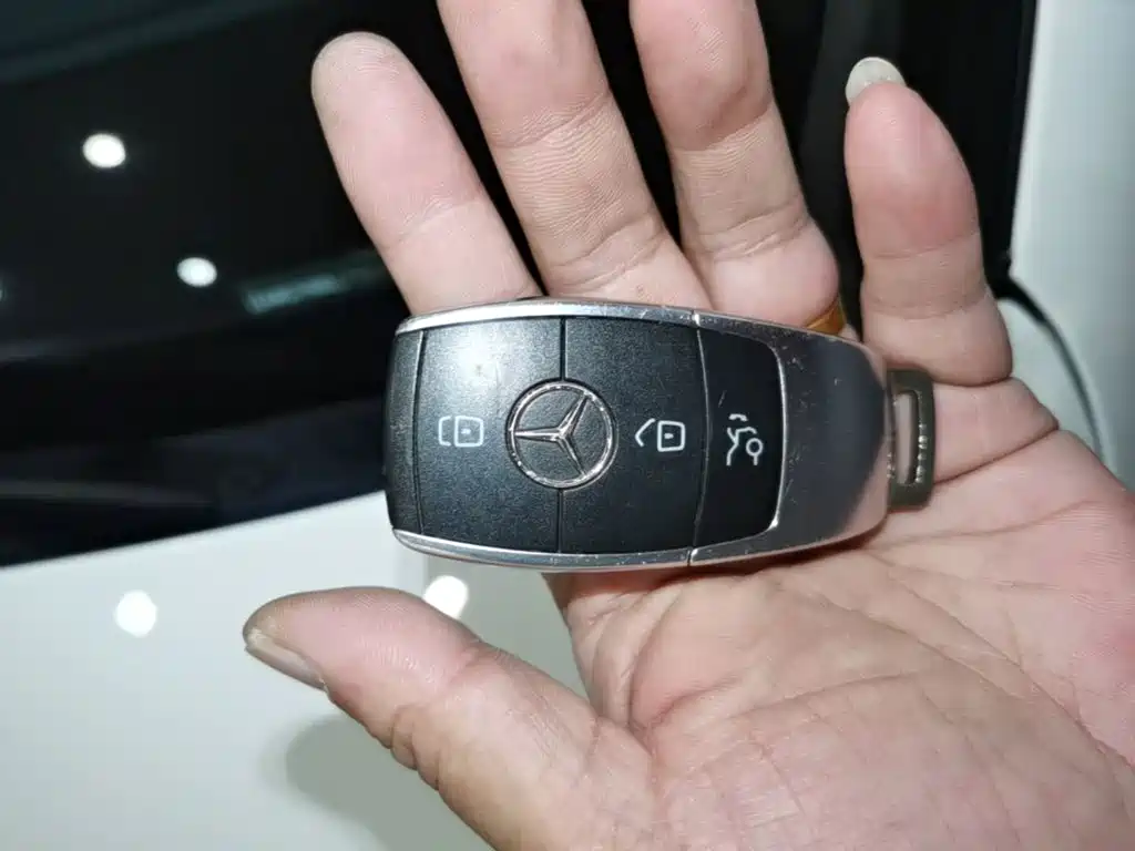 Mercedes-Benz C-Class — миниатюра 9