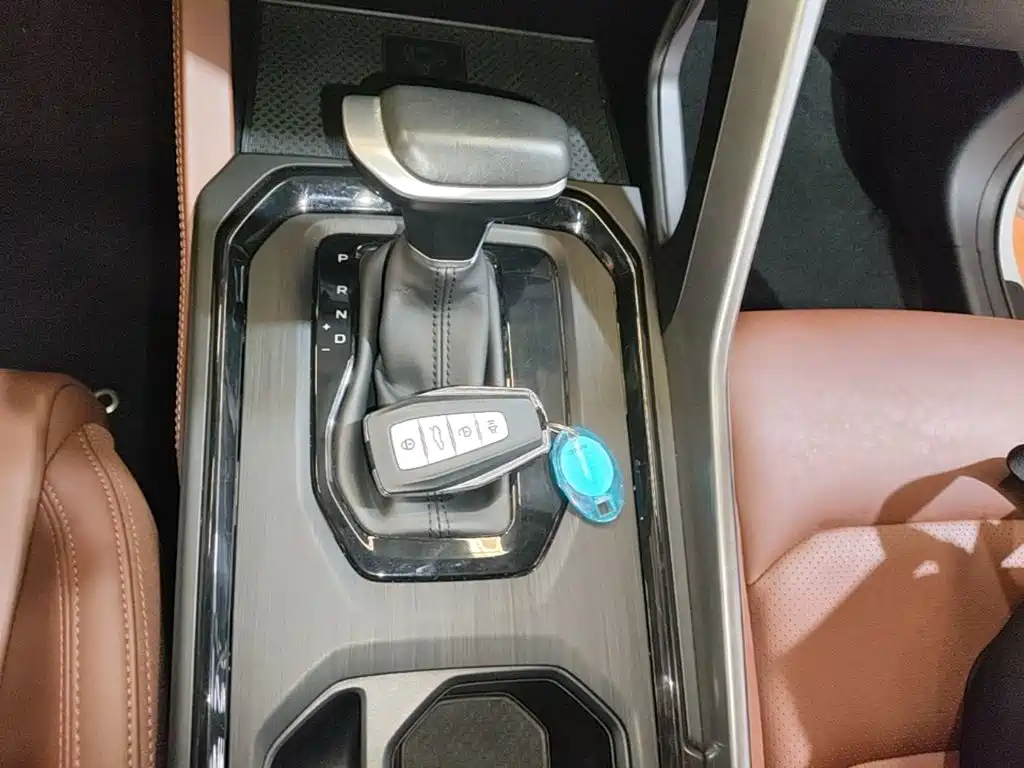 Geely Vision X6 — миниатюра 14