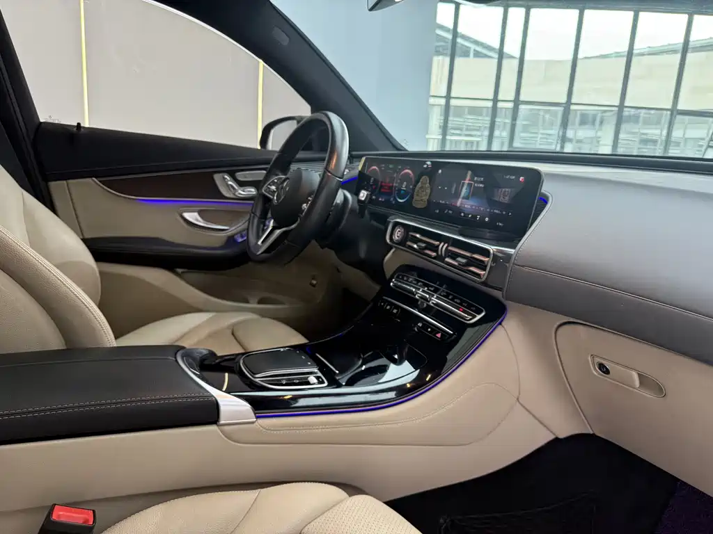 Mercedes-Benz EQC — миниатюра 8